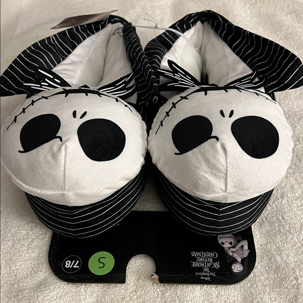 Disney Black and White nightmare before Christmas - Picture 5 of 5
